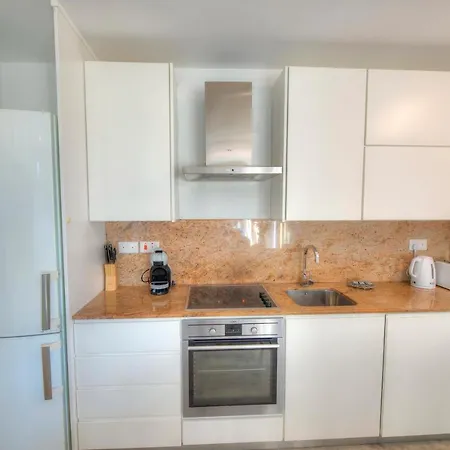 Comfy 1 Bedroom - Sun Terrace & Sea Views Gbuh1-1 公寓