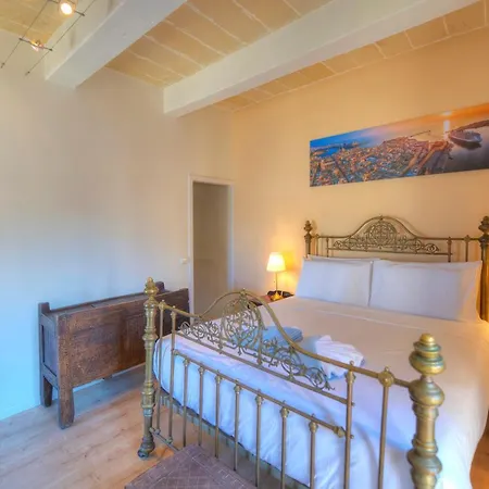 Comfy 1 Bedroom - Sun Terrace & Sea Views Gbuh1-1 Lejlighed *