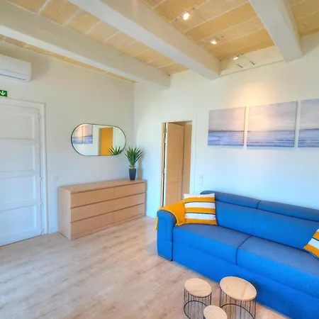 Comfy 1 Bedroom - Sun Terrace & Sea Views Gbuh1-1