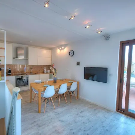 Comfy 1 Bedroom - Sun Terrace & Sea Views Gbuh1-1 Lejlighed Valletta