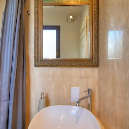 Comfy 1 Bedroom - Sun Terrace & Sea Views Gbuh1-1 *