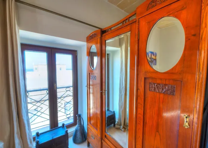 Comfy 1 Bedroom - Sun Terrace & Sea Views Gbuh1-1